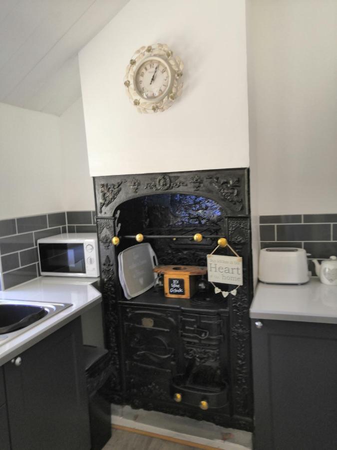 Captivating Isolde Cottage With Pool Near St Ives カムボーン エクステリア 写真